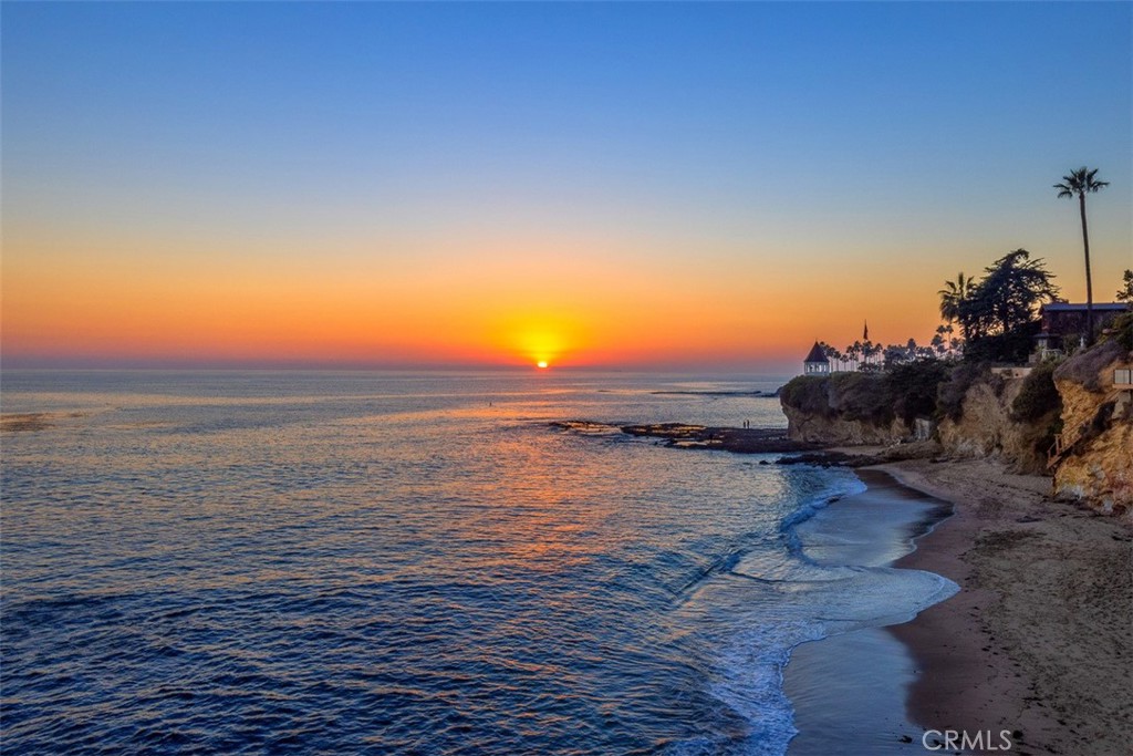 631 Cliff Drive A2, Laguna Beach CA 92651 - photo 1