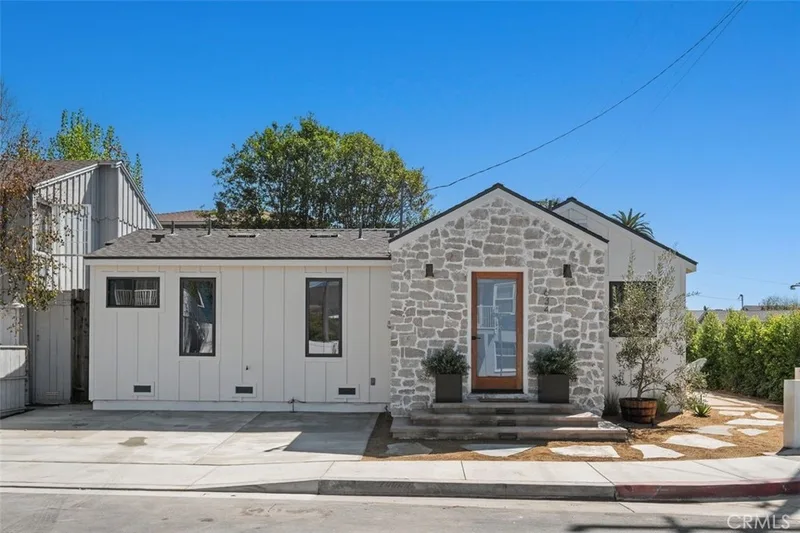 634 Glenneyre, Laguna Beach, CA 92651