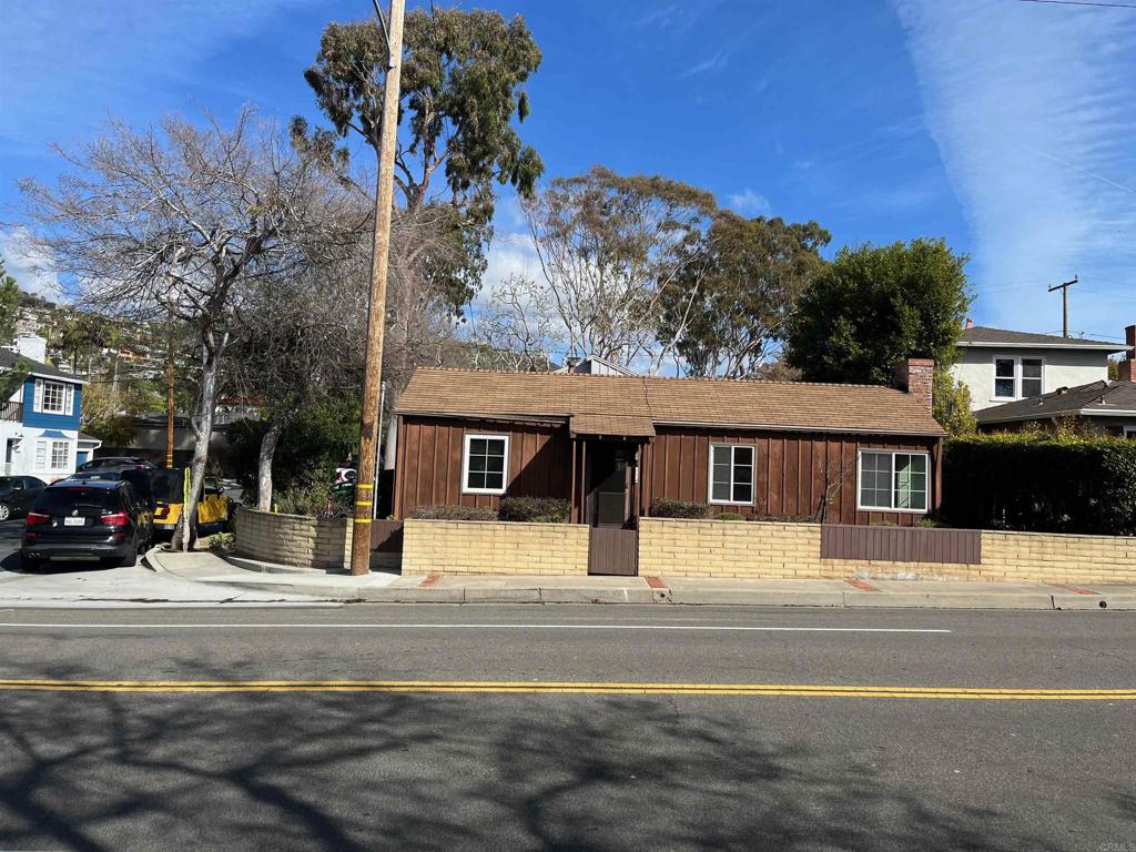 634 Glenneyre Street, Laguna Beach CA 92651 - photo 1