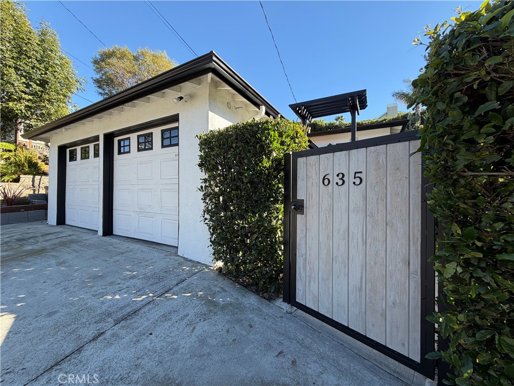 635 Saint Anns Drive, Laguna Beach CA 92651 - photo 1