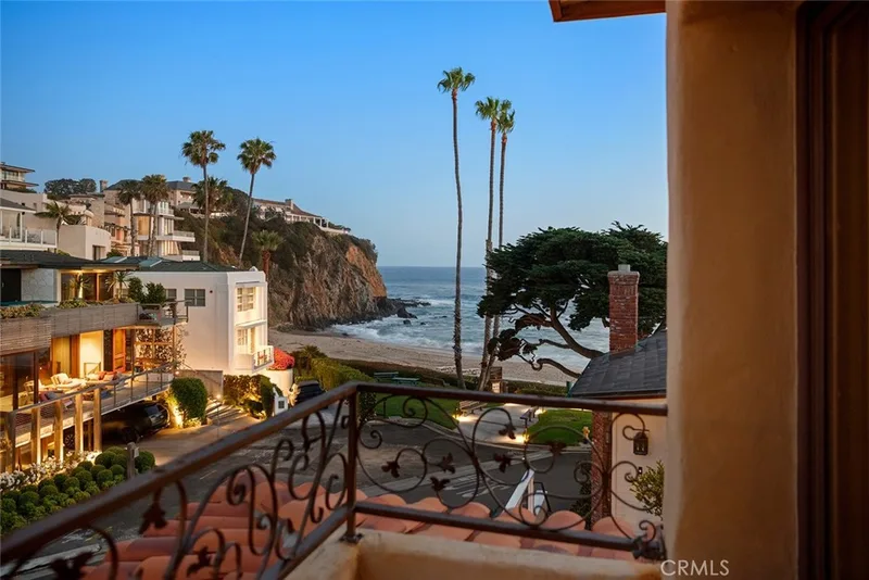 64 Emerald Bay, Laguna Beach, CA 92651 64 Emerald Bay, Laguna Beach, CA 92651