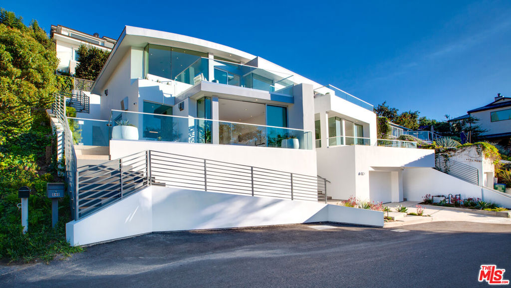640 Temple Hills Drive, Laguna Beach CA 92651 - photo 1