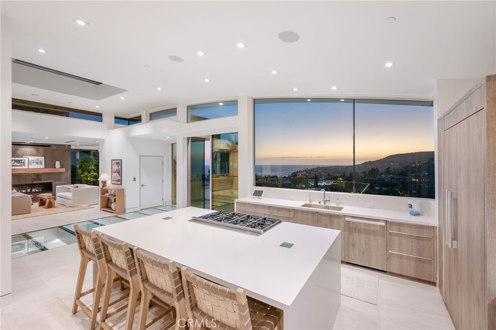 640 Temple Hills Drive, Laguna Beach CA 92651 - photo 5
