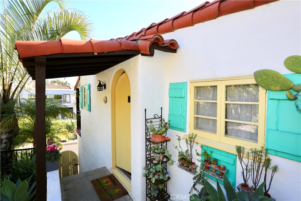 640 Virginia Park Drive, Laguna Beach CA 92651 - photo 1