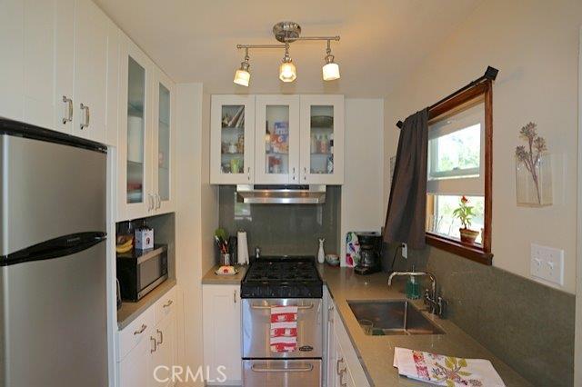 644 Glenneyre Street C, Laguna Beach CA 92651 - photo 1