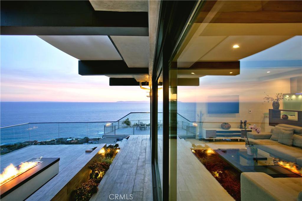 645 Nyes Place, Laguna Beach CA 92651 - photo 1