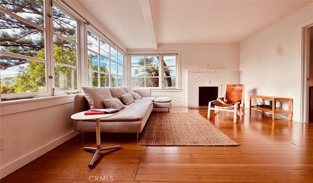 645 Thalia Street, Laguna Beach CA 92651 - photo 8