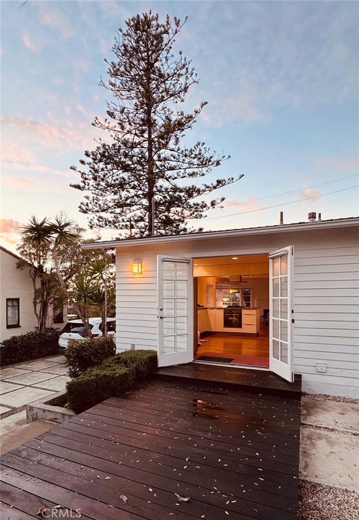 645 Thalia Street, Laguna Beach CA 92651 - photo 9
