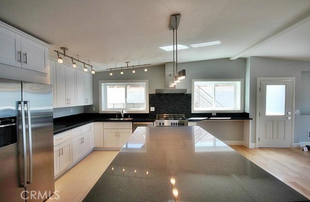 646 Ramona Avenue A, Laguna Beach CA 92651 - photo 1