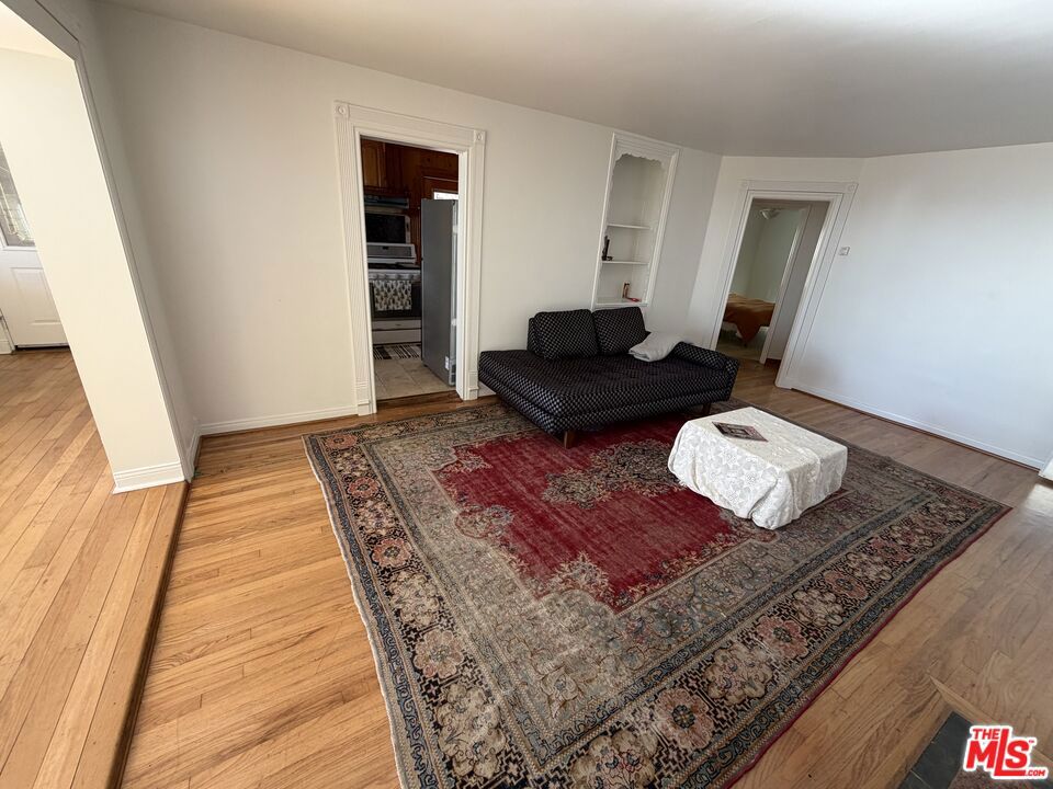 653 Ramona Avenue, Laguna Beach CA 92651 - photo 4