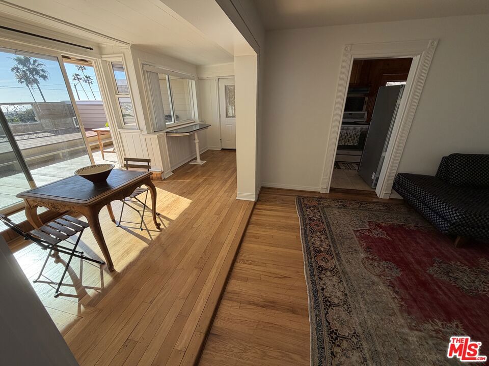 653 Ramona Avenue, Laguna Beach CA 92651 - photo 5
