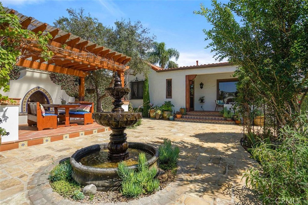 653 Thalia Street, Laguna Beach CA 92651 - photo 1