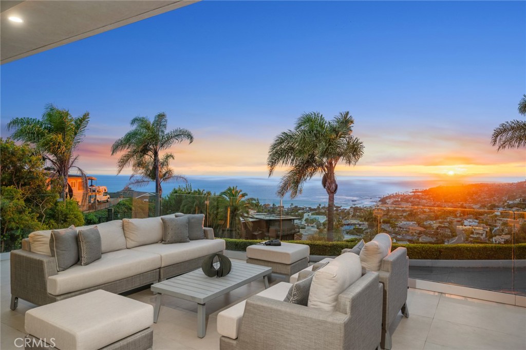 654 Canyon View Drive, Laguna Beach CA 92651 - photo 9
