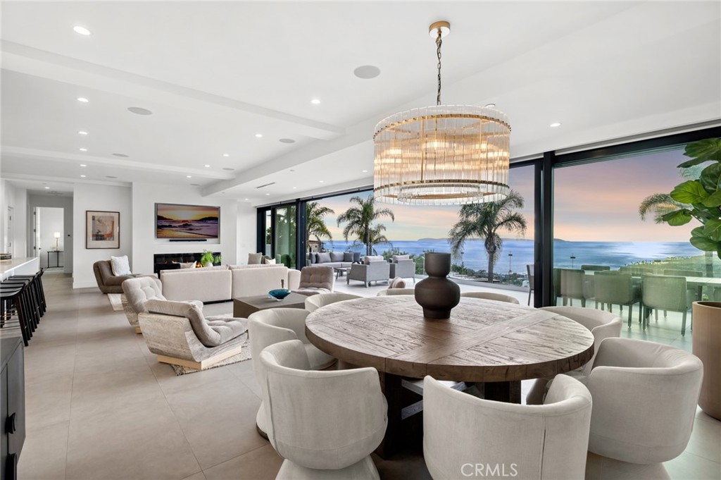 654 Canyon View Drive, Laguna Beach CA 92651 - photo 12