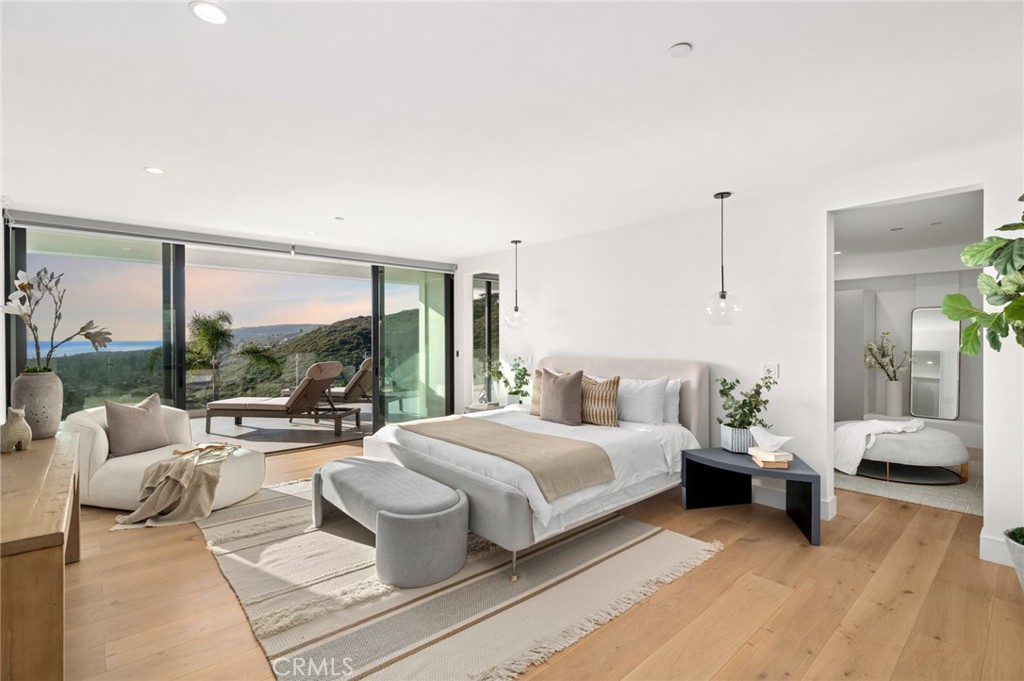 654 Canyon View Drive, Laguna Beach CA 92651 - photo 33