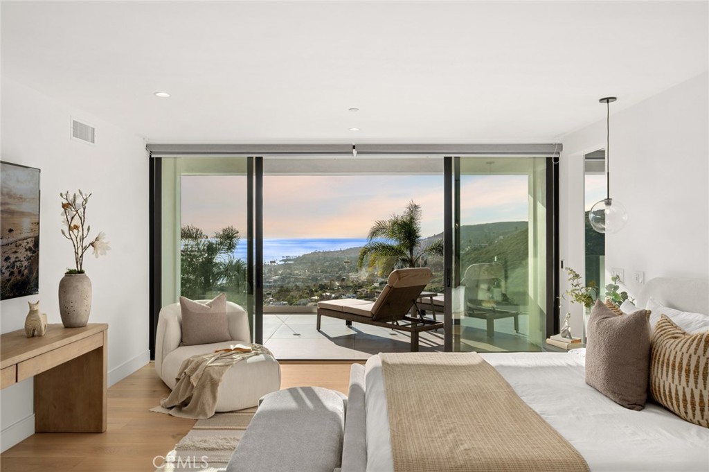 654 Canyon View Drive, Laguna Beach CA 92651 - photo 34