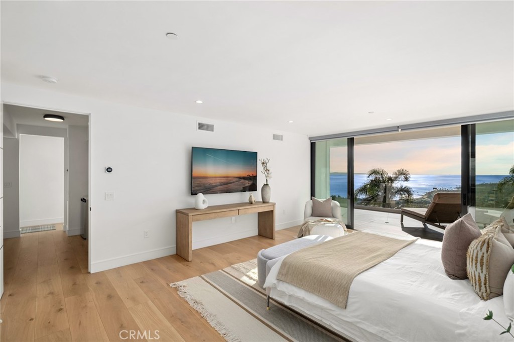 654 Canyon View Drive, Laguna Beach CA 92651 - photo 40