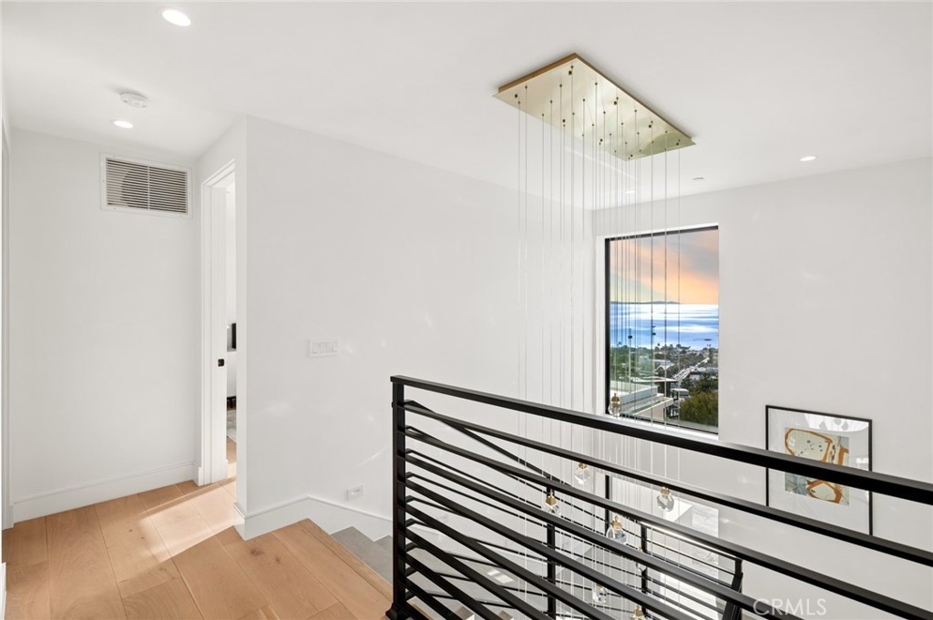 654 Canyon View Drive, Laguna Beach CA 92651 - photo 48