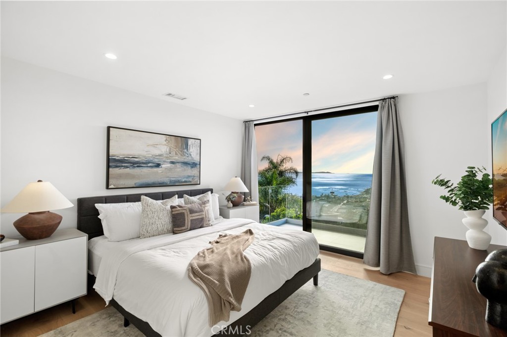 654 Canyon View Drive, Laguna Beach CA 92651 - photo 49