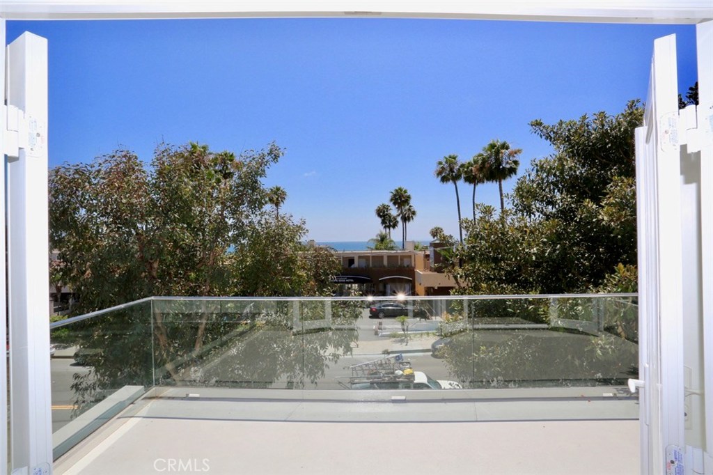 662 S Coast B, Laguna Beach CA 92651 - photo 1