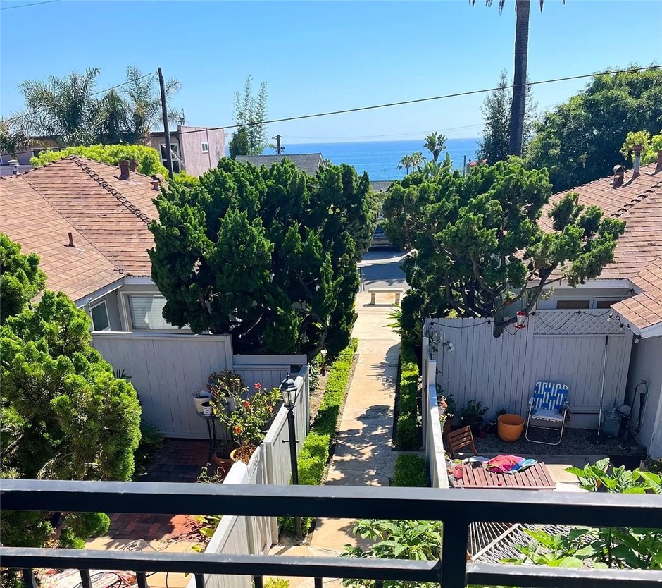 664 Glenneyre Street A, Laguna Beach CA 92651 - photo 1