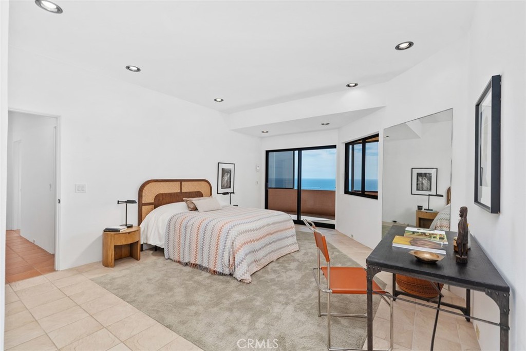 Second level largest bedroom (mirrored closet is not shown) also has slider to outer deck. - 664 Mystic View, Laguna Beach CA 92651 - photo 42