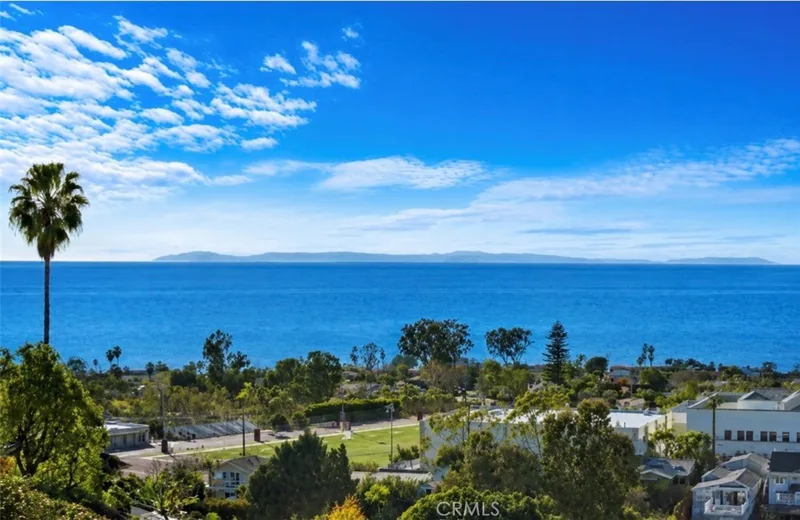 665 Temple Hills Drive, Laguna Beach, CA 92651