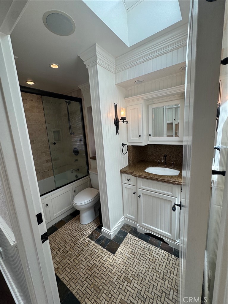 virtual presentation - 668 Anita Street, Laguna Beach CA 92651 - photo 9