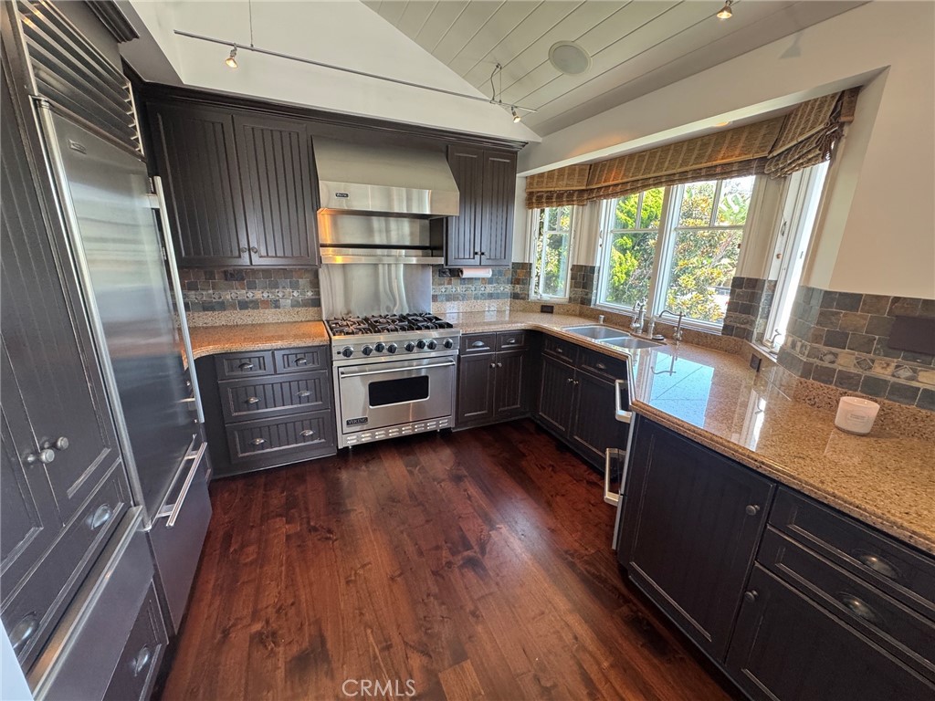 668 Anita Street, Laguna Beach CA 92651 - photo 10