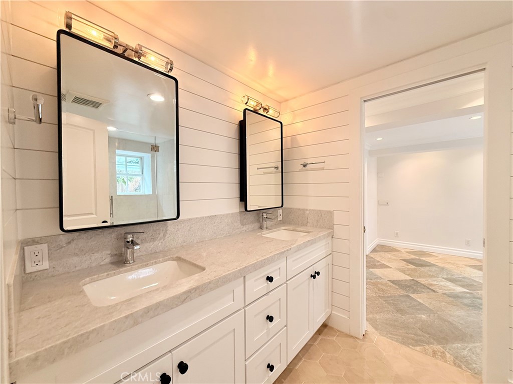668 Anita Street, Laguna Beach CA 92651 - photo 29