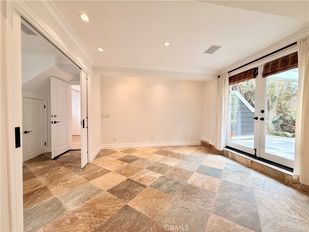 668 Anita Street, Laguna Beach CA 92651 - photo 31