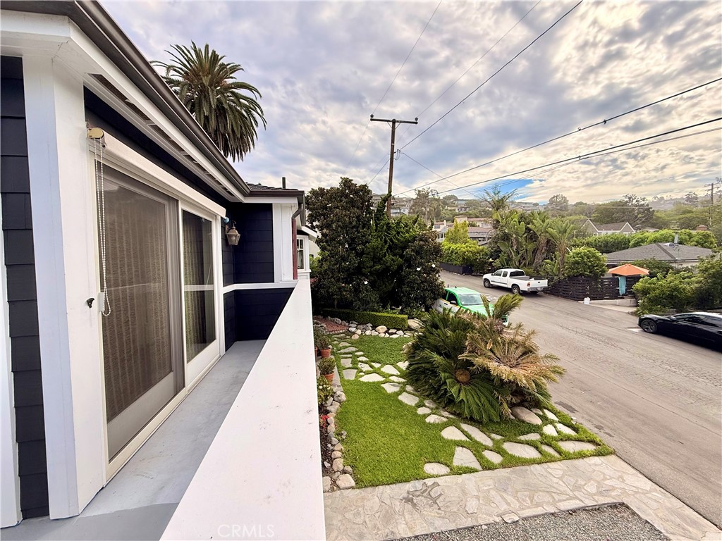668 Anita Street, Laguna Beach CA 92651 - photo 40