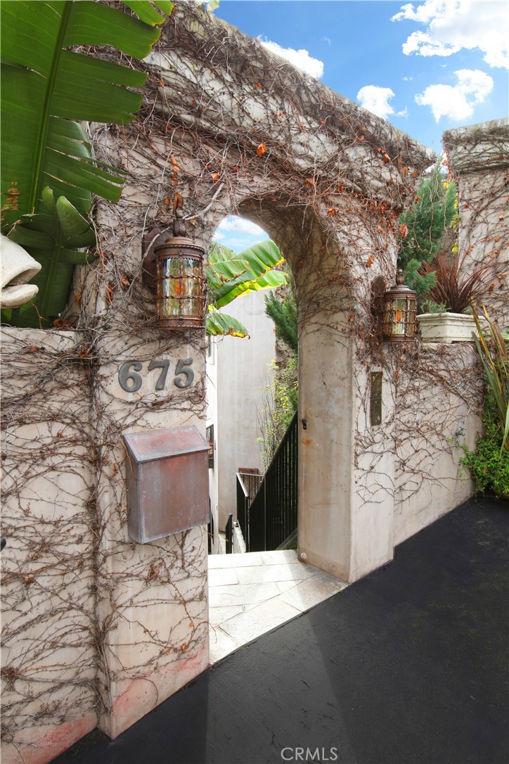 675 Cliff Drive, Laguna Beach CA 92651 - photo 1