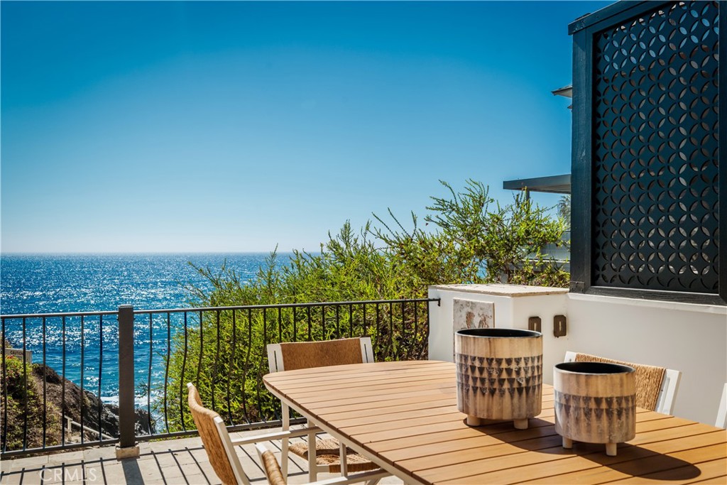 Living room deck - 675 Cliff Drive, Laguna Beach CA 92651 - photo 5