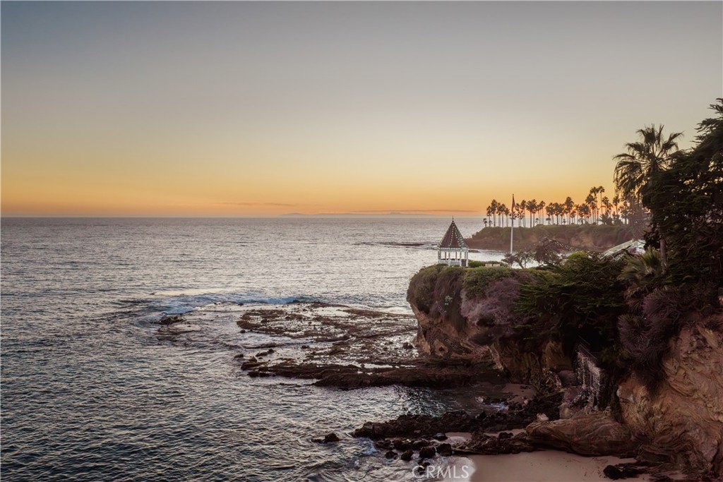 Fisherman's Cove Sunset - 675 Cliff Drive, Laguna Beach CA 92651 - photo 36