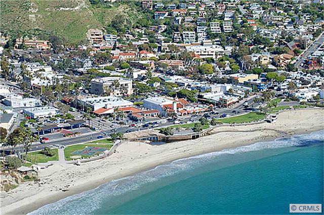 Steps from all the restaurants, galleries and shops of Laguna Village - 676 GLENNEYRE Street, Laguna Beach CA 92651 - photo 1