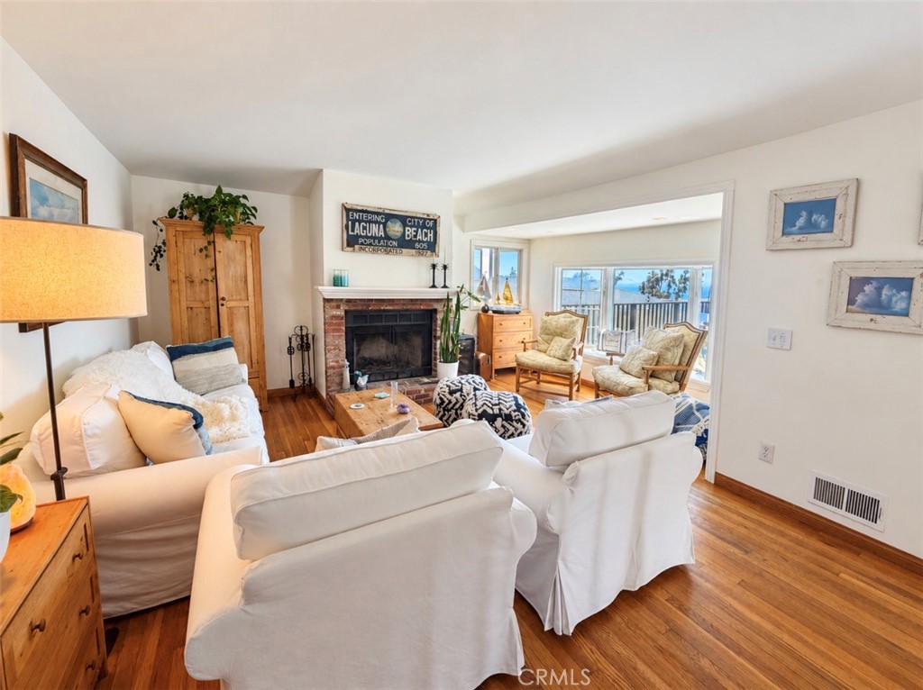 676 Glenneyre Street, Laguna Beach CA 92651 - photo 12