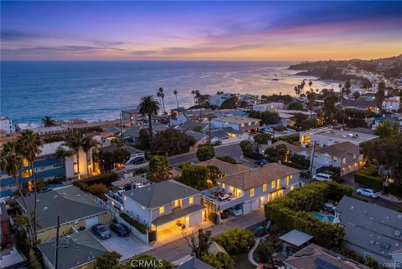 676 Glenneyre Street, Laguna Beach, CA 92651