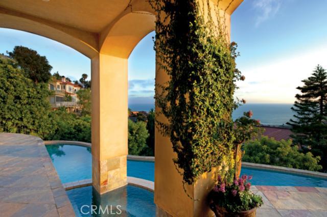 676 Vista Lane, Laguna Beach CA 92651 - photo 1
