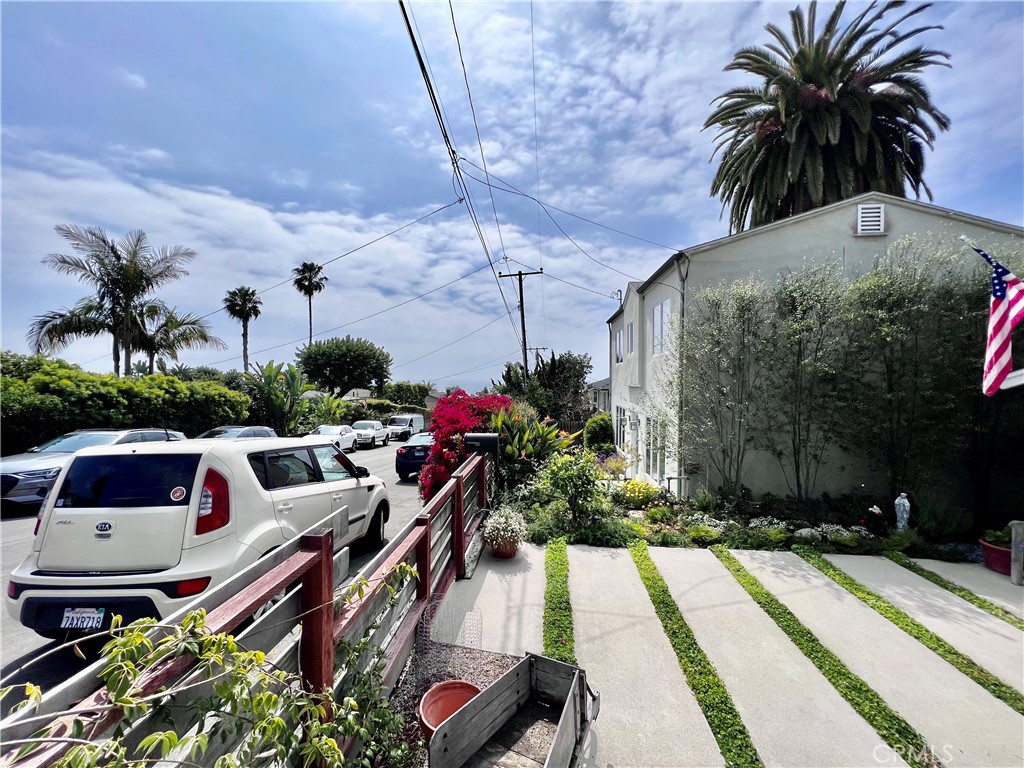 680 Anita Street, Laguna Beach CA 92651 - photo 1