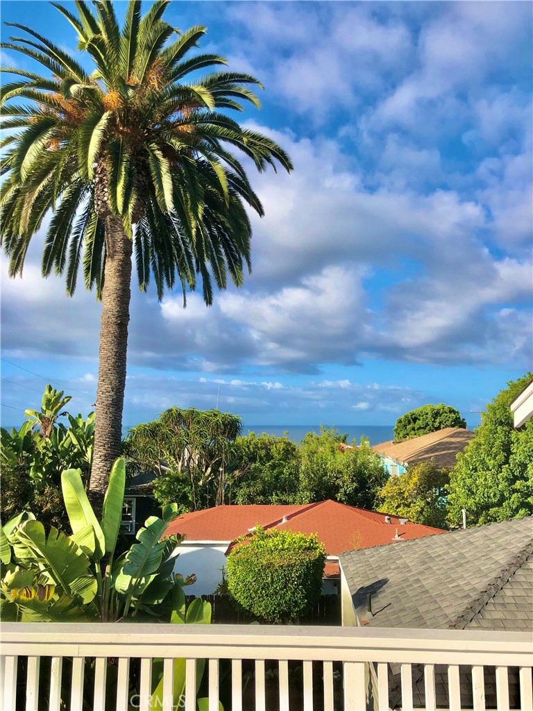 681 Seaview Street B, Laguna Beach CA 92651 - photo 1