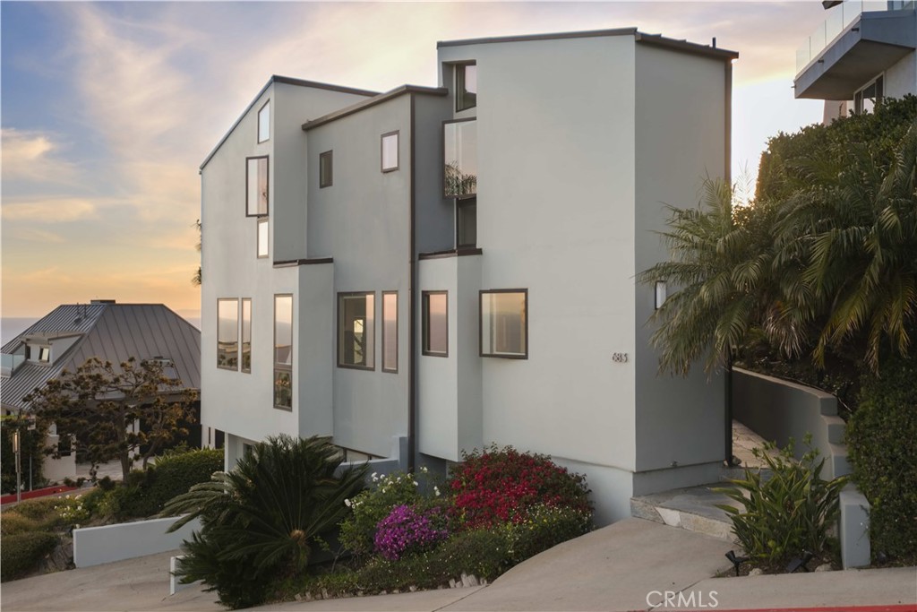 683 Alta Vista Way, Laguna Beach CA 92651 - photo 1