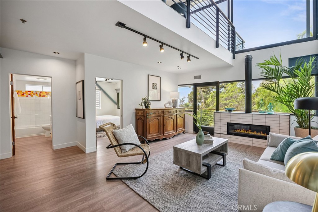 686 Diamond Street, Laguna Beach CA 92651 - photo 1