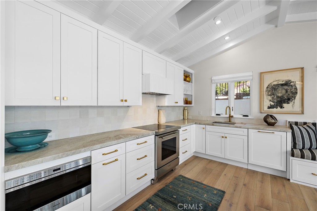 690 Cuprien, Laguna Beach CA 92651 - photo 5