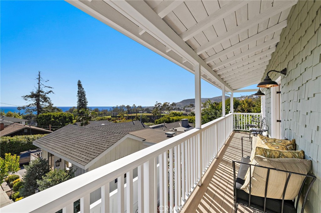690 Cuprien, Laguna Beach CA 92651 - photo 12