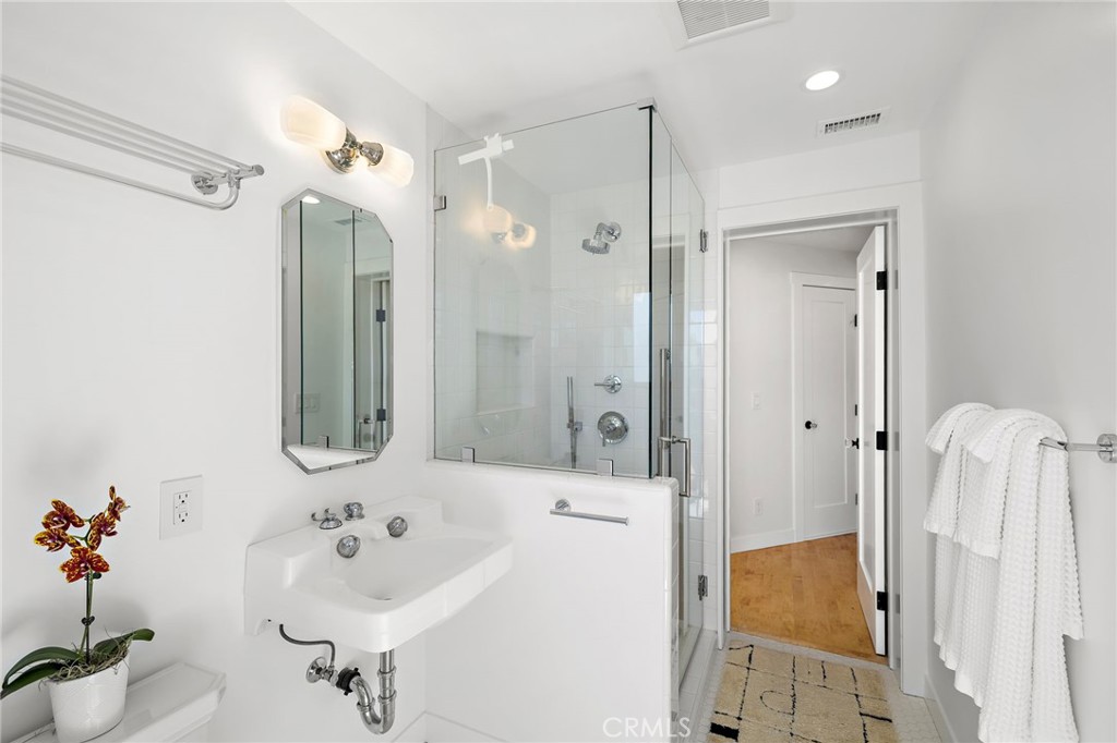 690 Cuprien, Laguna Beach CA 92651 - photo 23