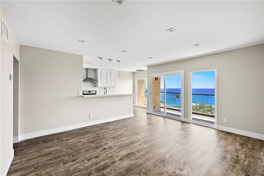 694 N Coast 5, Laguna Beach CA 92651 - photo 4
