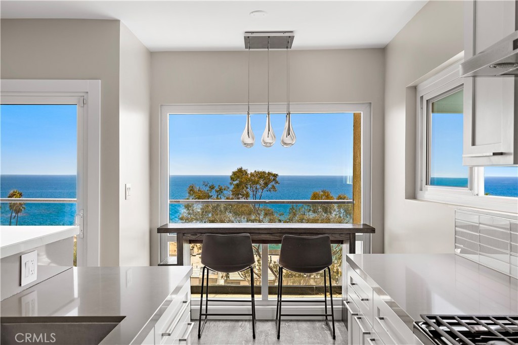 694 N Coast 6, Laguna Beach CA 92651 - photo 3