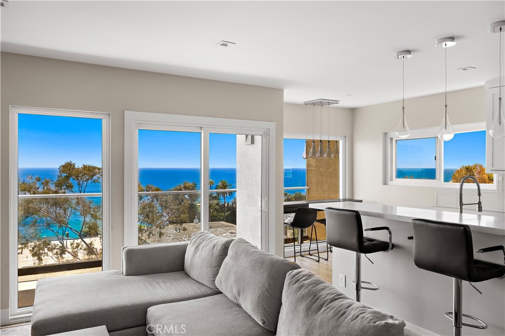 694 N Coast 6, Laguna Beach CA 92651 - photo 7