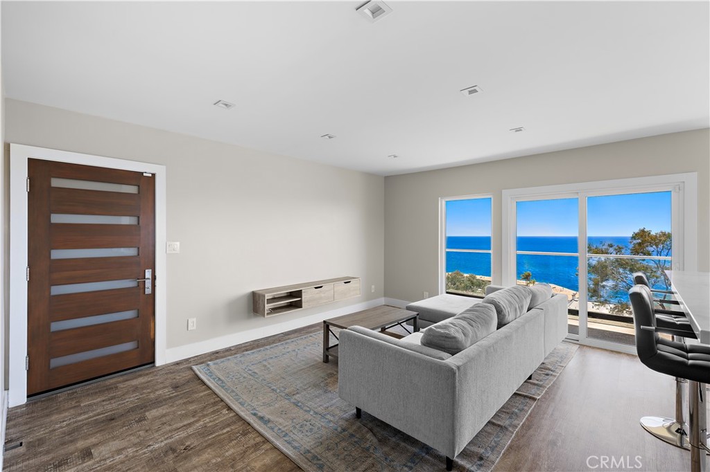 694 N Coast 6, Laguna Beach CA 92651 - photo 8